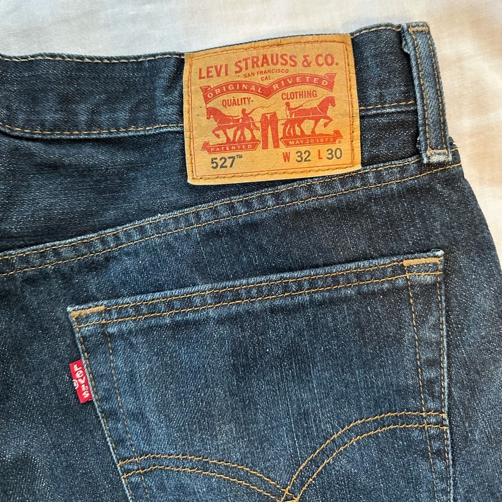 Levi's Men's 527 Slim Fit Bootcut Jeans Size 32 30